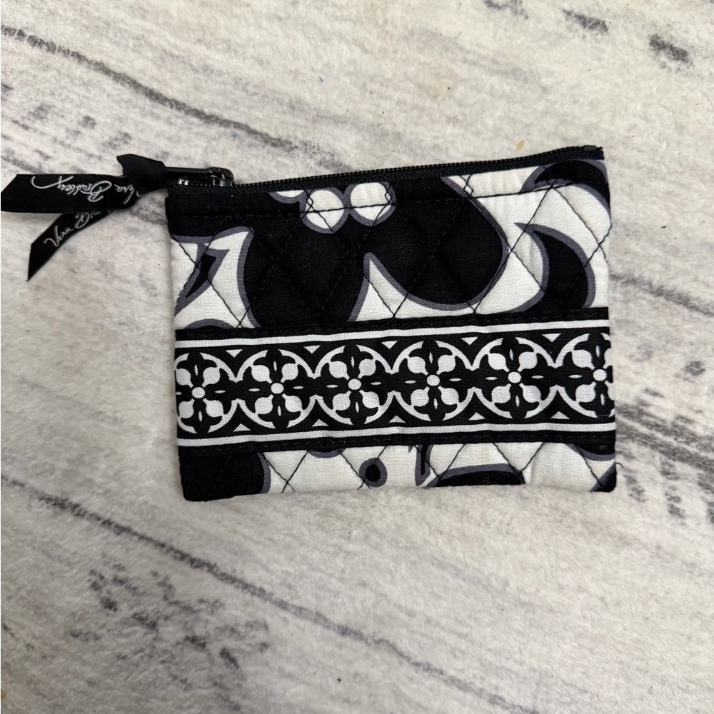 NEW ✨ Vera Bradley Black & White Quilted Zip Card or Coin Pouch
